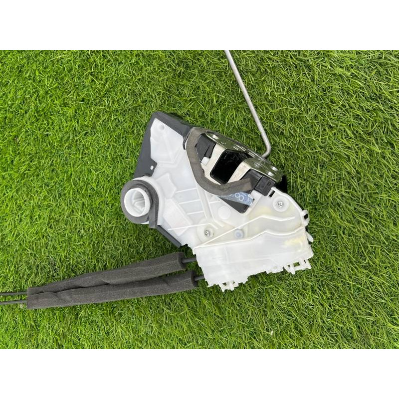 Замок двери (кузов и элементы) Subaru Forester SK 2019 2.5 61032SJ120