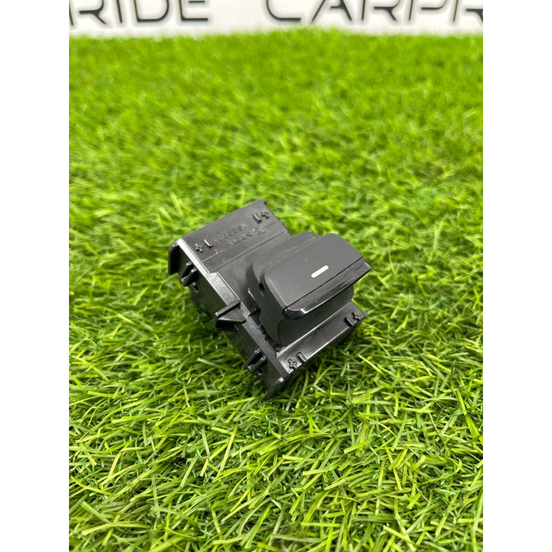 Кнопка стеклоподъемника (электрика / кнопки) Subaru Forester SK 2019 2.5 83071FL320