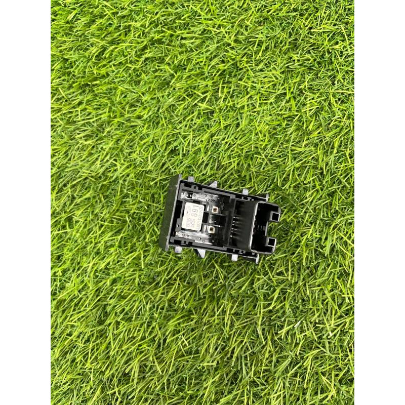 Кнопка стеклоподъемника (электрика / кнопки) Subaru Forester SK 2019 2.5 83071FL320