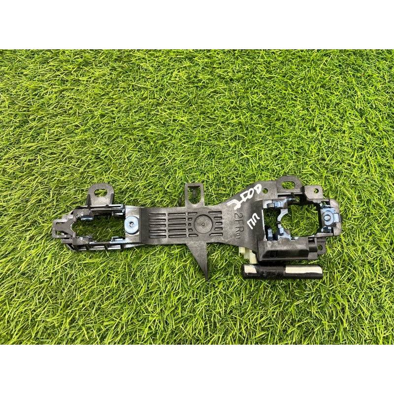 Кронштейн ручки двери (кузов и элементы) Subaru Forester SK 2019 2.5 61142CA000