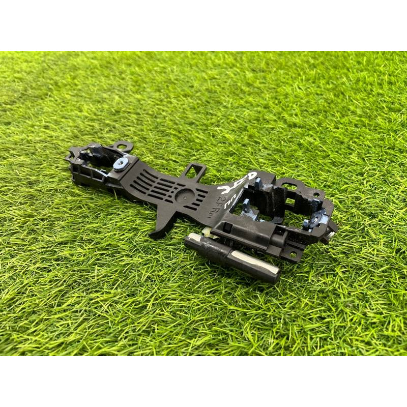 Кронштейн ручки двери (кузов и элементы) Subaru Forester SK 2019 2.5 61142CA000