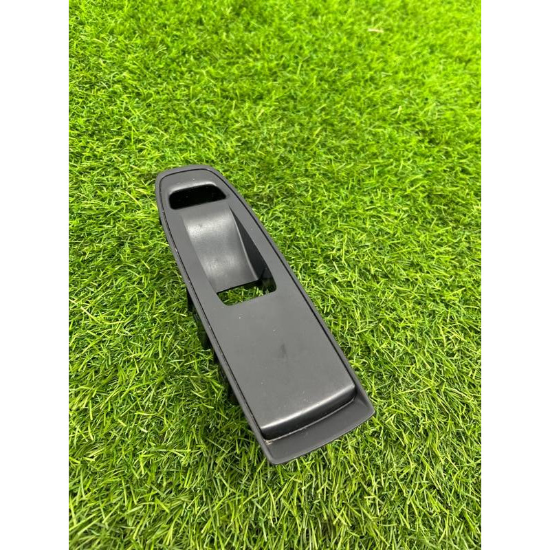 Накладка кнопок стеклоподъемника (салон) Subaru Forester SK 2019 2.5 83472FL010