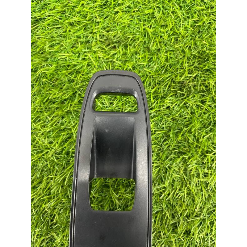 Накладка кнопок стеклоподъемника (салон) Subaru Forester SK 2019 2.5 83472FL010