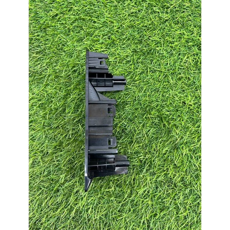 Накладка кнопок стеклоподъемника (салон) Subaru Forester SK 2019 2.5 83472FL010