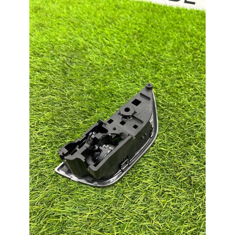 Ручка двери внутренняя (салон) Subaru Forester SK 2019 2.5 61051SJ000TP