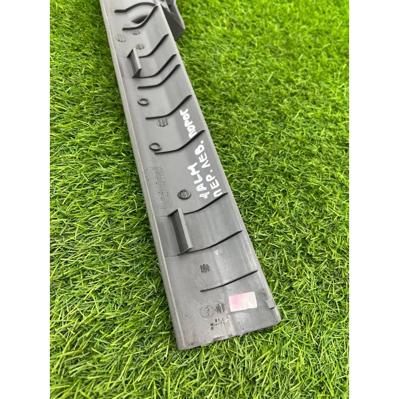 Накладка на порог (кузов и элементы) Nissan Almera B10 2008 1,6 QG16 7495295F0F