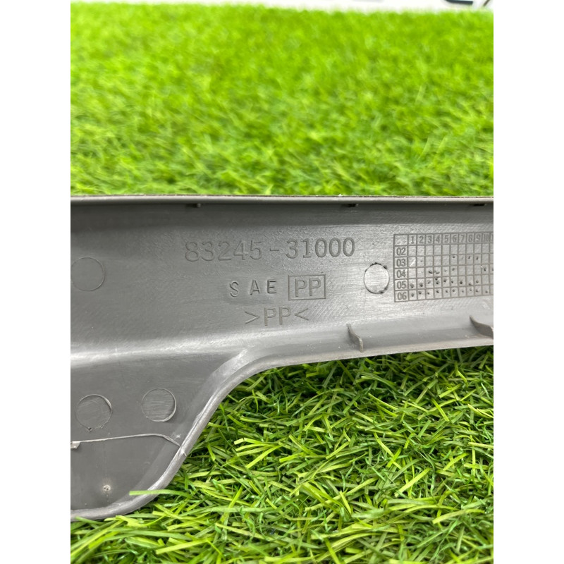 Накладка на порог (кузов и элементы) Nissan Almera B10 2008 1,6 QG16 7695395F0F