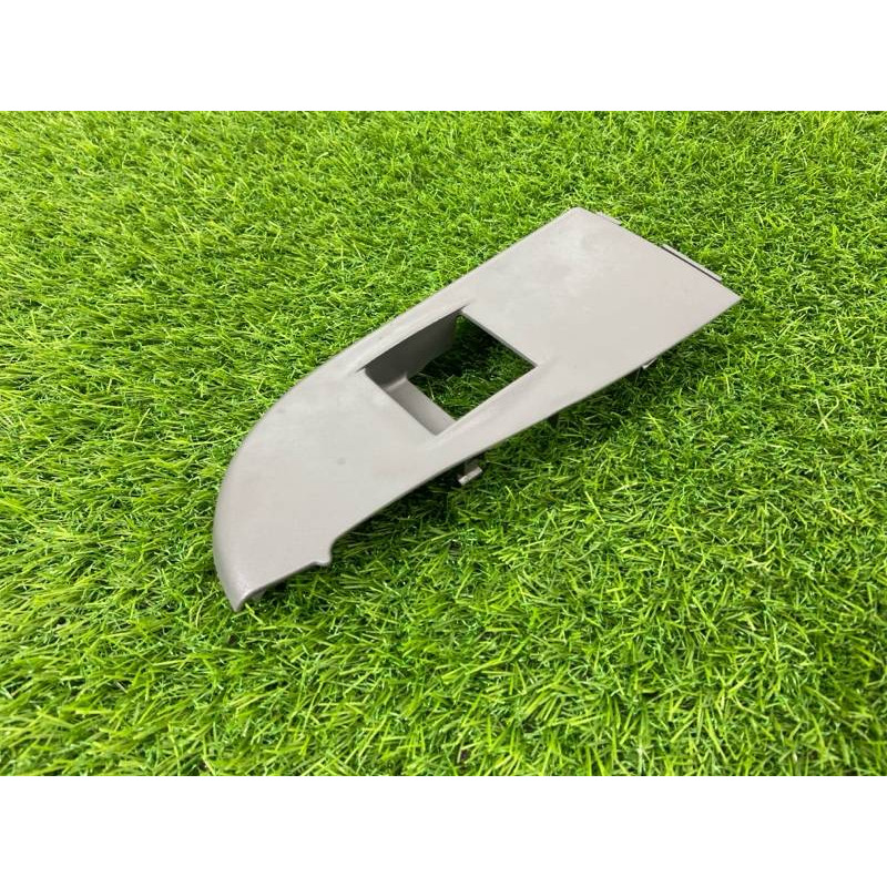 Декоративная накладка карты двери (салон) Nissan Almera B10 2008 1,6 QG16 8096195F0G