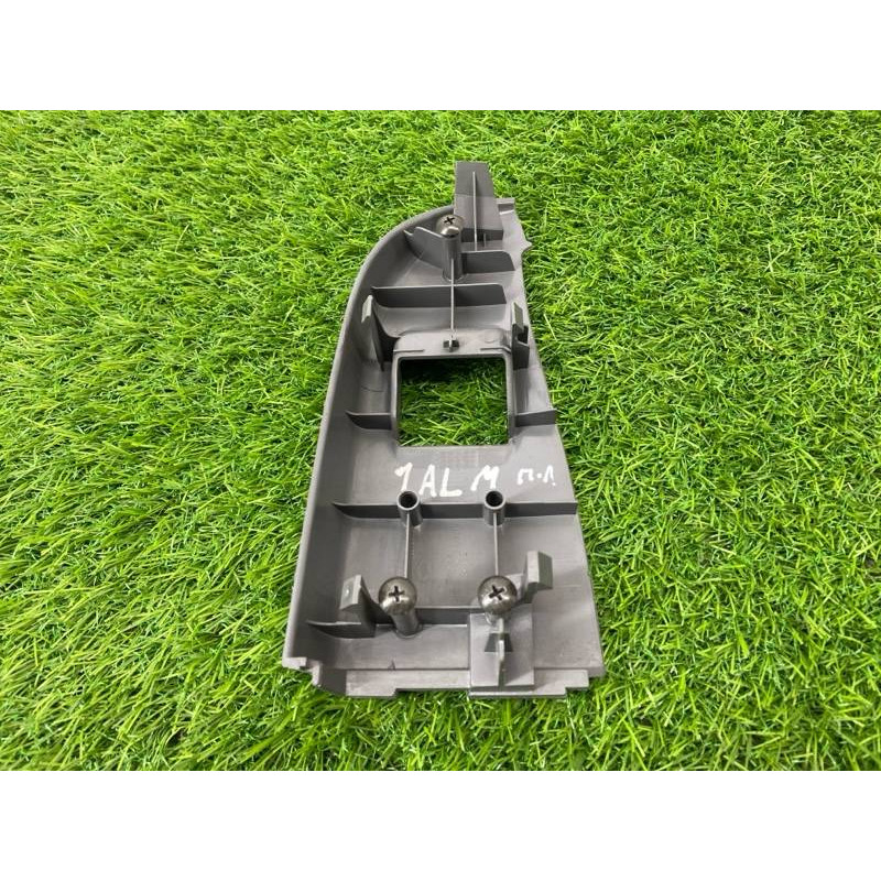 Декоративная накладка карты двери (салон) Nissan Almera B10 2008 1,6 QG16 8096195F0G