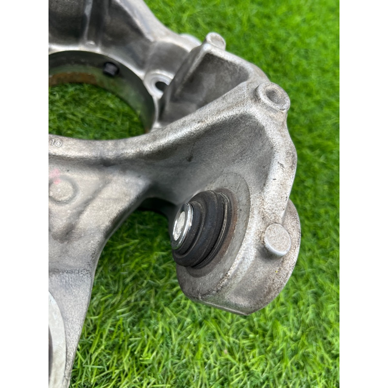 Цапфа подвески (подвеска) Subaru Forester SK 2019 2.5 28411FL040