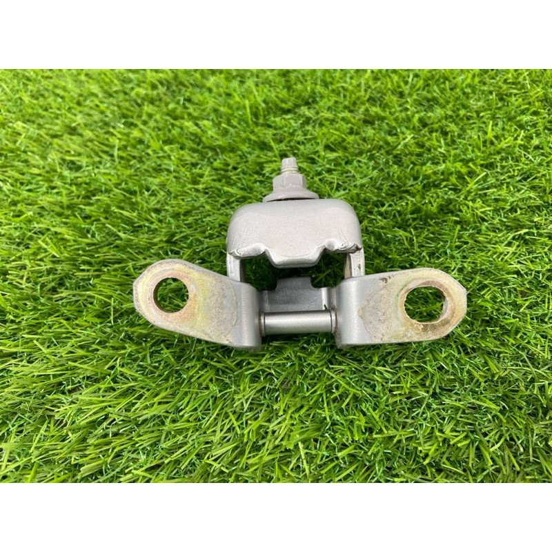 Петля двери (кузов и элементы) Nissan Almera B10 2008 1,6 QG16 8240095F0J