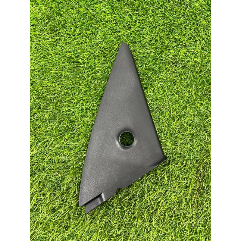 Молдинг двери (уголок) внутренний (кузов и элементы) Nissan Almera B10 2008 1,6 QG16 8029295F0D