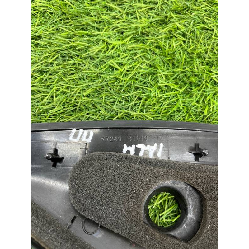 Молдинг двери (уголок) внутренний (кузов и элементы) Nissan Almera B10 2008 1,6 QG16 8029295F0D