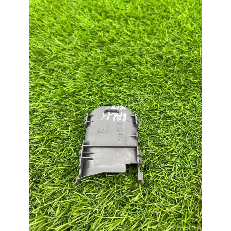 Заглушка ручки внутренней (салон) Nissan Almera B10 2008 1,6 QG16 8067295F0D