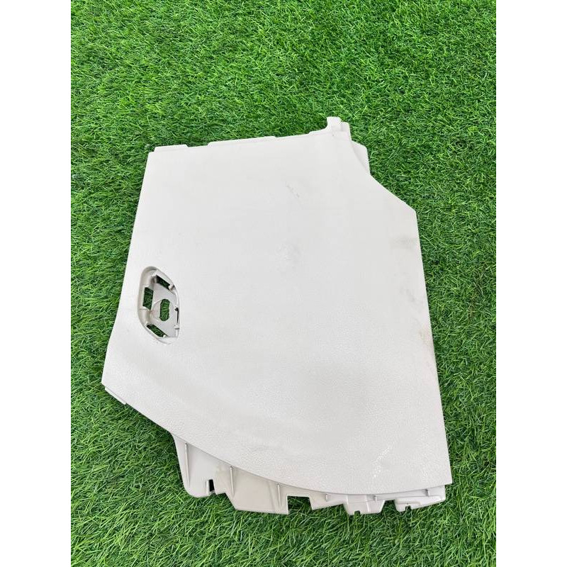 Накладка центральной консоли (салон) Jeep Grand Cherokee WK2 2018 3.6 1TL27HL1AA