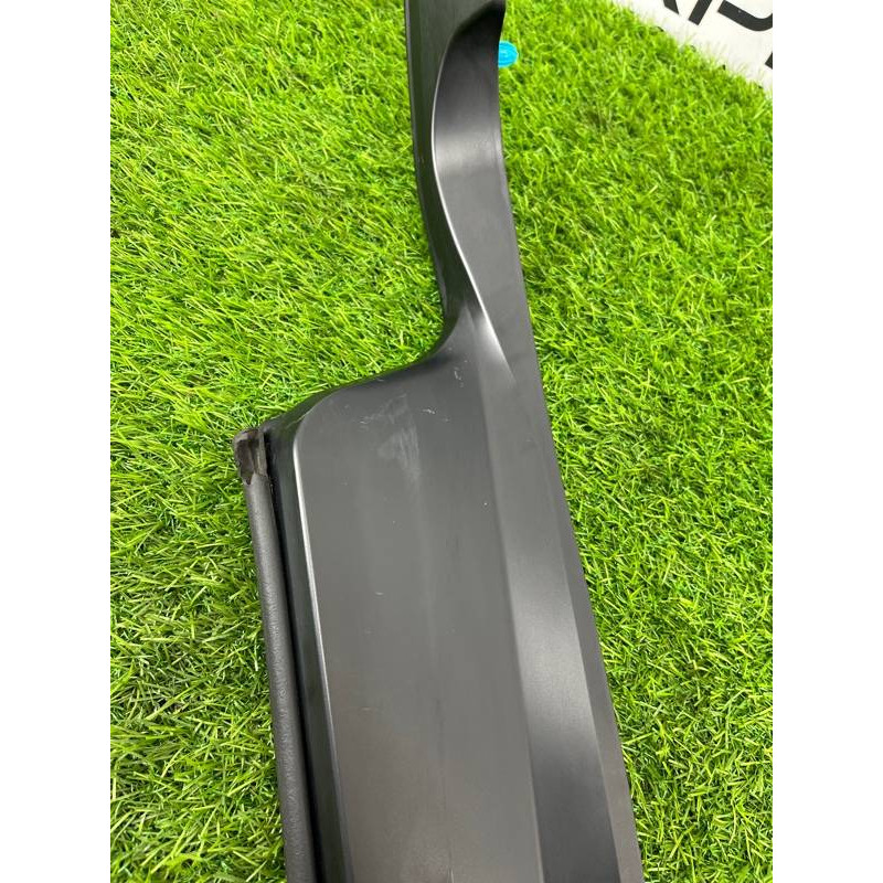 Накладка крышки багажника (кузов и элементы) Subaru Forester SK 2019 2.5 63186sj010