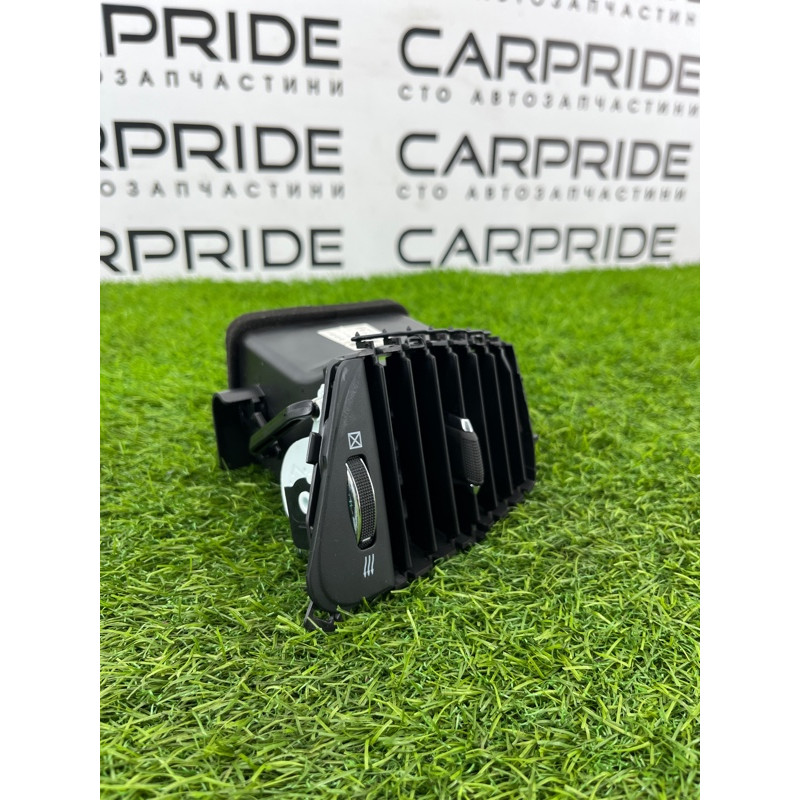 Воздуховод центральный (салон) Jeep Grand Cherokee WK2 2018 3.6 5MT21DX9AB