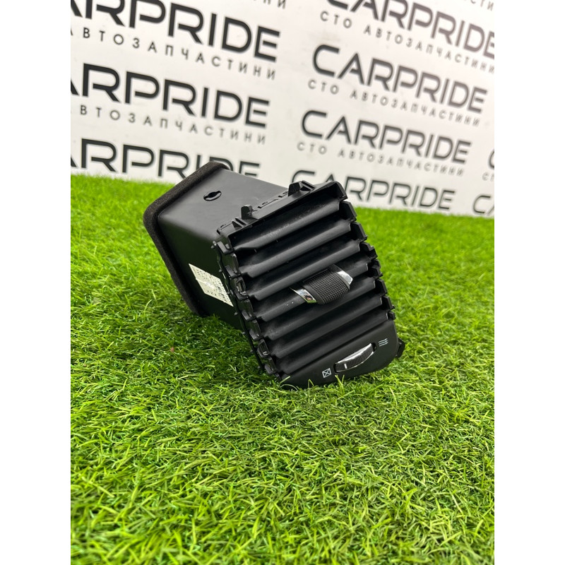 Воздуховод центральный (салон) Jeep Grand Cherokee WK2 2018 3.6 5MT21DX9AB