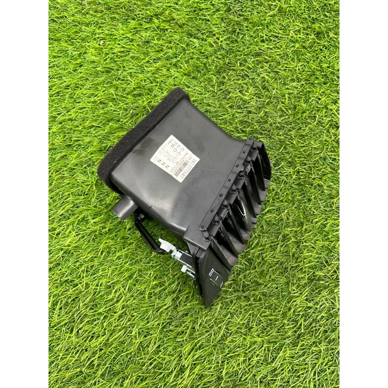 Воздуховод центральный (салон) Jeep Grand Cherokee WK2 2018 3.6 5MT21DX9AB