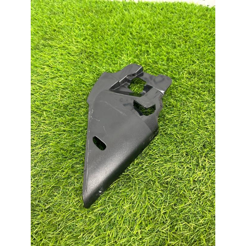 Молдинг двери (уголок) внутренний (кузов и элементы) Nissan Rogue T32 2020 2.5 802934cl1a