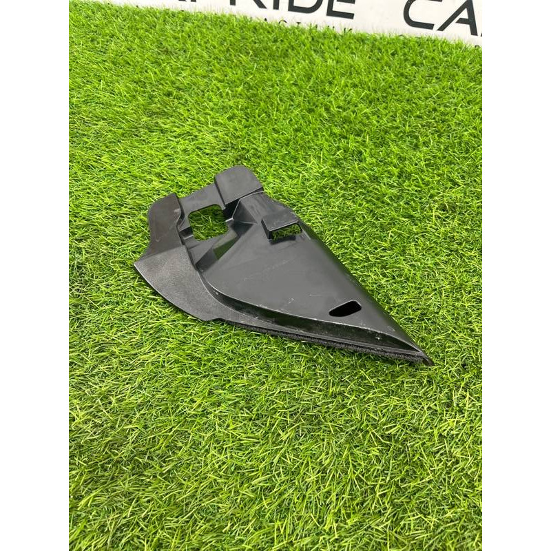 Молдинг двери (уголок) внутренний (кузов и элементы) Nissan Rogue T32 2020 2.5 802934cl1a