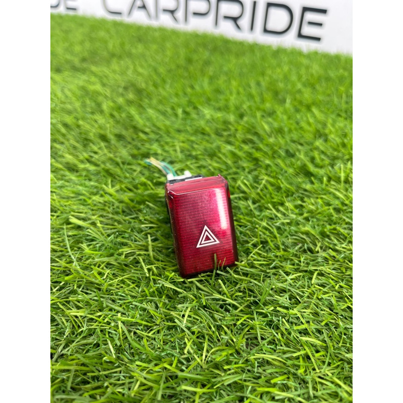 Кнопка аварийной сигнализации (электрика / кнопки) Subaru Outback B15 83037AL00A