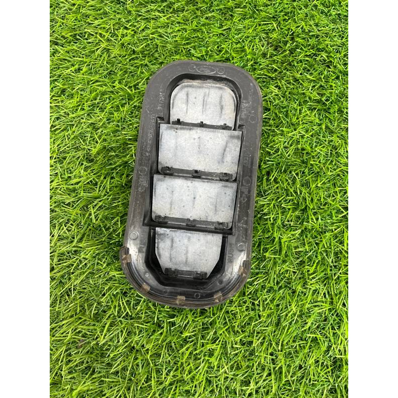 Клапан вентиляции салона (кузов и элементы) Ford Ecosport B515 2018 1.0L 6L2Z78280B62A