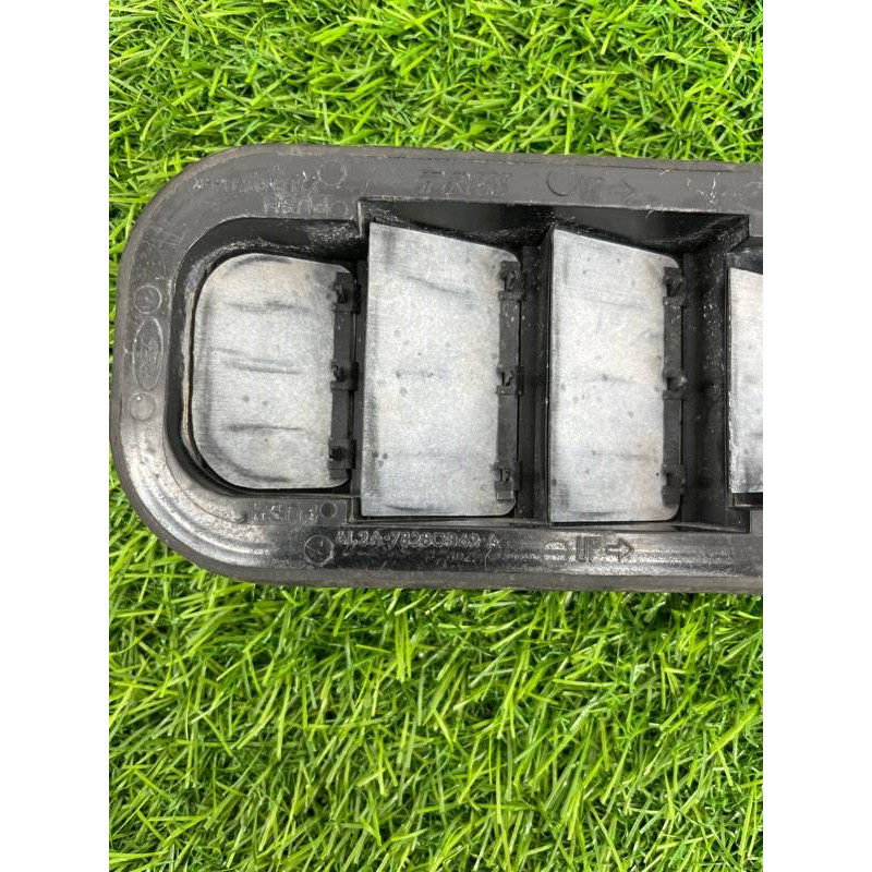 Клапан вентиляции салона (кузов и элементы) Ford Ecosport B515 2018 1.0L 6L2Z78280B62A