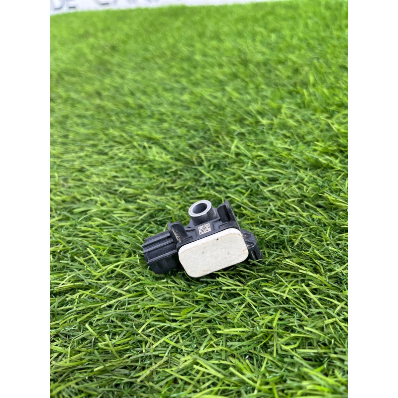 Датчик удара (электрика / датчики) Subaru Outback B15 98237AL00A