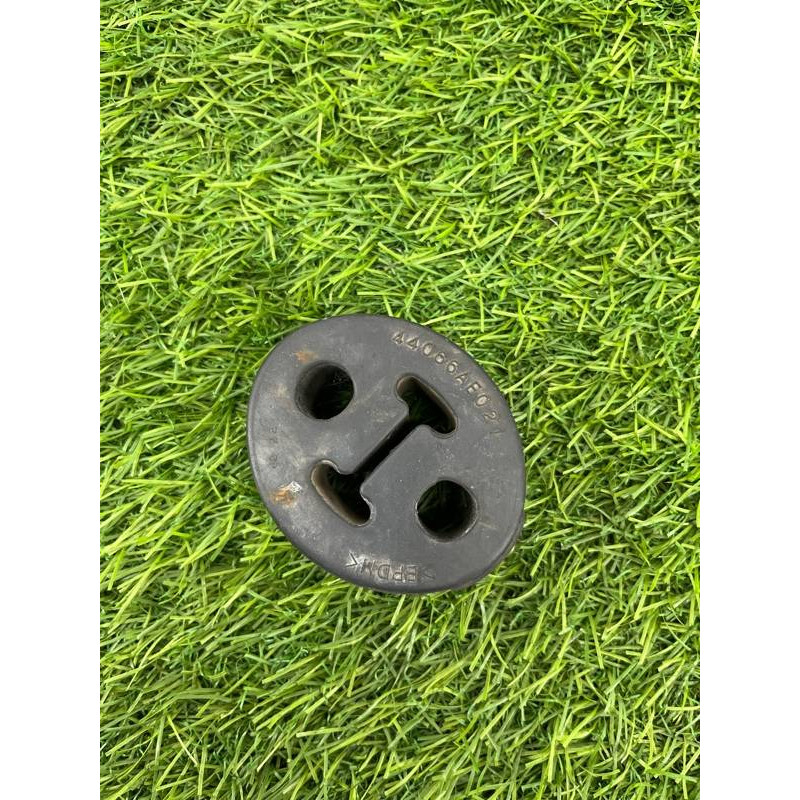 Подушка глушителя (выпускная система) Subaru Forester SJ 44066ae021