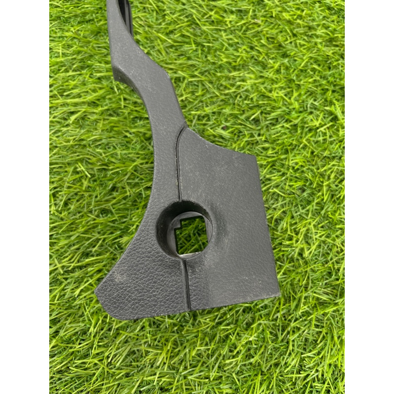 Декоративная накладка торпедо (салон) Subaru Legacy BN 2016 2.5