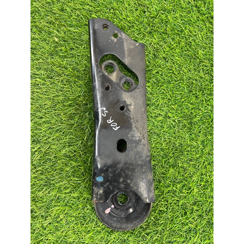 Кронштейн подрамника (подвеска) Subaru Forester SJ 20157SG020