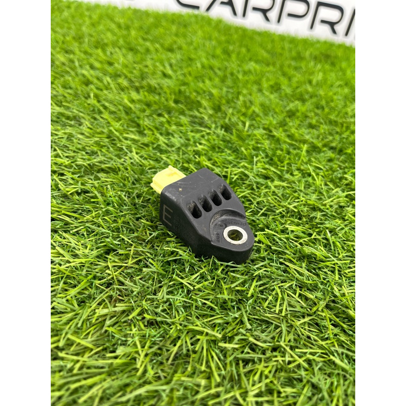 Датчик удара (электрика / датчики) Subaru Forester SJ 98231sg000