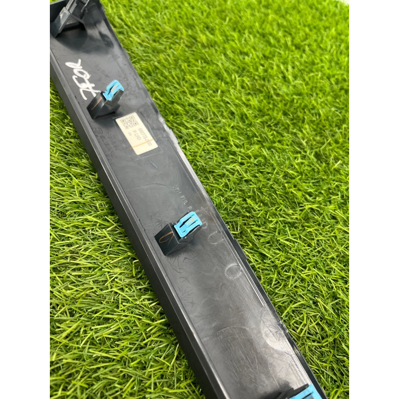 Декоративная накладка торпедо (салон) Subaru Forester SK 2019 2.5 66077SJ500