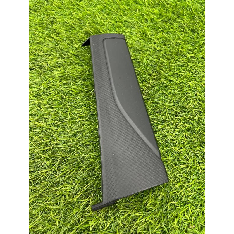 Декоративная накладка торпедо (салон) Subaru Forester SK 2019 2.5 66078sj500