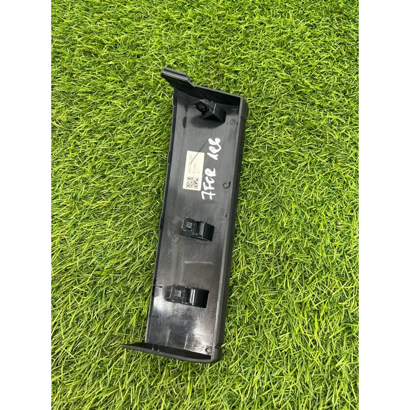 Декоративная накладка торпедо (салон) Subaru Forester SK 2019 2.5 66078sj500