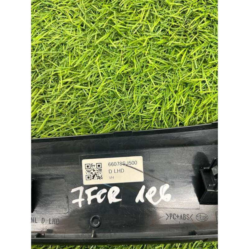 Декоративная накладка торпедо (салон) Subaru Forester SK 2019 2.5 66078sj500