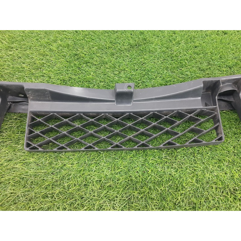 Крепление бампера (кузов и элементы) Volkswagen Touareg NF 2013 3.0 TDI CRCA 7P6807863