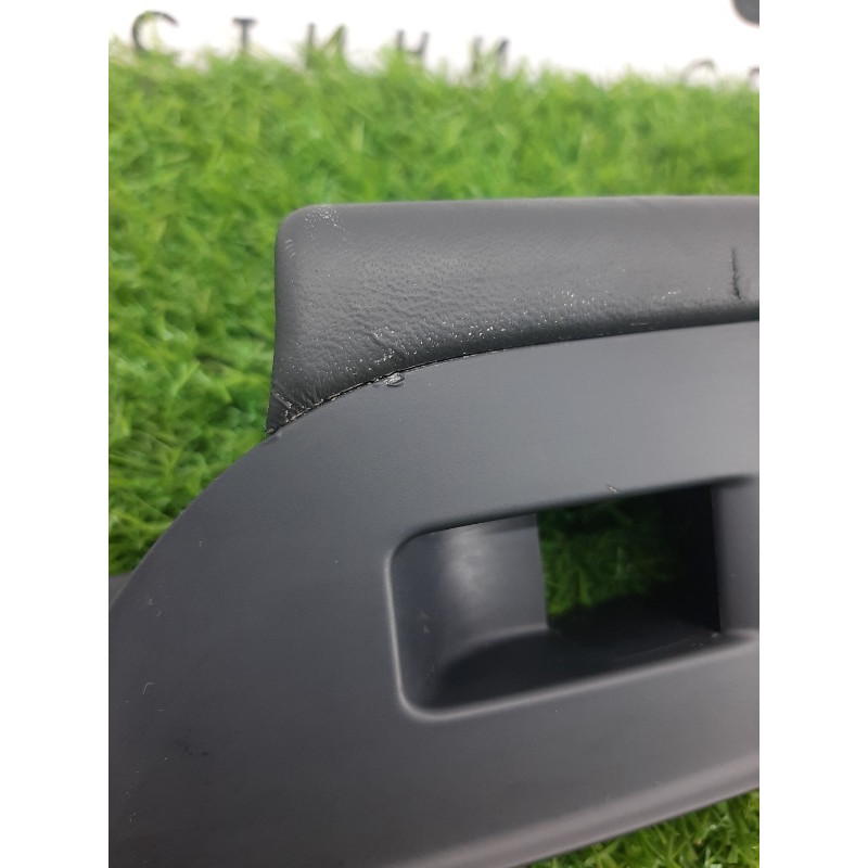 Декоративная накладка карты двери (салон) Volkswagen Touareg NF 2013 3.0 TDI CRCA 7p6867363