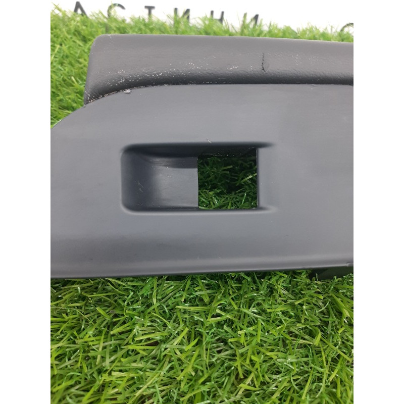 Декоративная накладка карты двери (салон) Volkswagen Touareg NF 2013 3.0 TDI CRCA 7p6867363