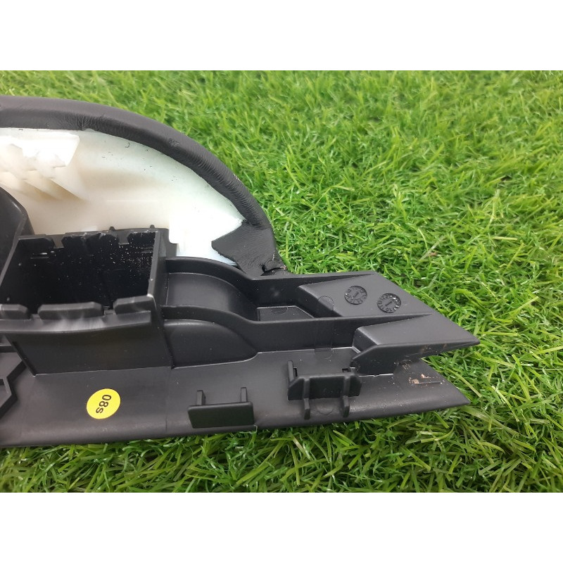 Декоративная накладка карты двери (салон) Volkswagen Touareg NF 2013 3.0 TDI CRCA 7p6867363