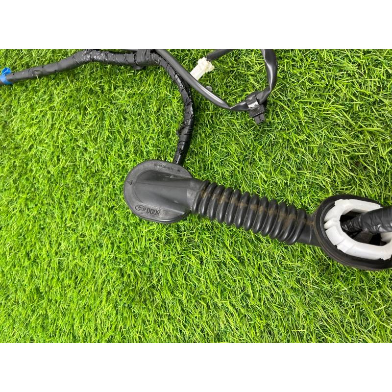 Проводка крышки багажника (электрика) Subaru Forester SK 2019 2.5 81817sj030