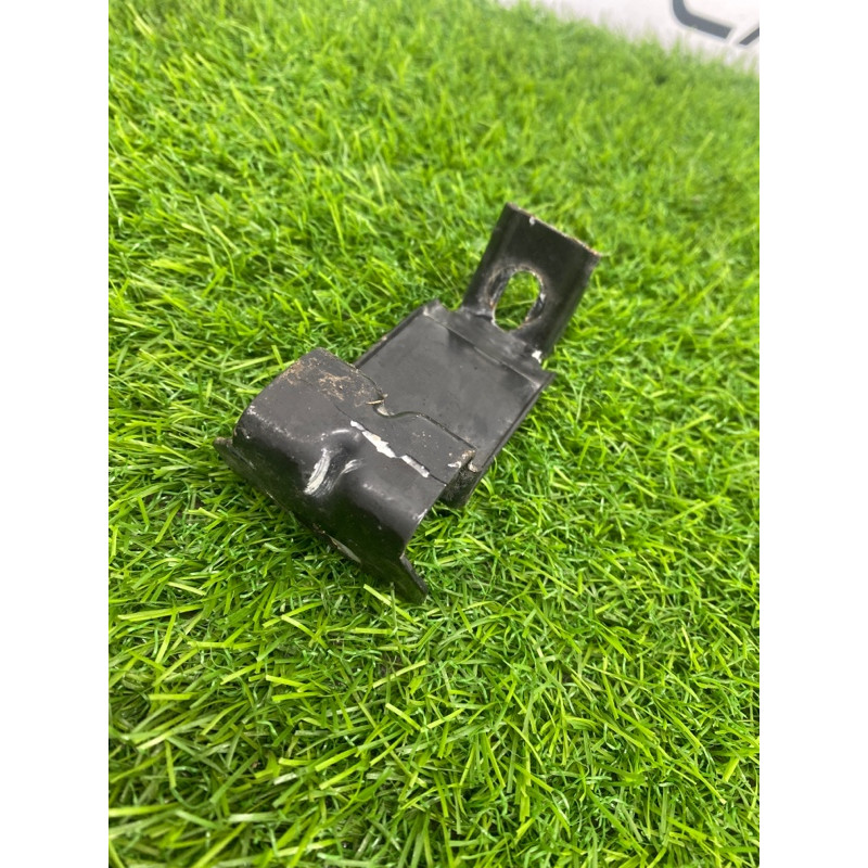 Крепление бампера (кузов и элементы) Volkswagen Touareg NF 2013 3.0 TDI CRCA 7p6807915a