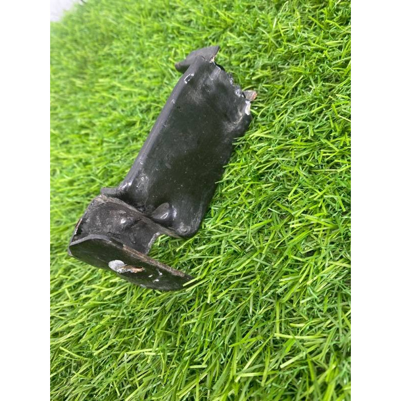 Крепление бампера (кузов и элементы) Volkswagen Touareg NF 2013 3.0 TDI CRCA 7p6807915a