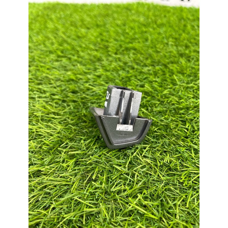 Заглушка внешней ручки (кузов и элементы) Volkswagen Touareg NF 2013 3.0 TDI CRCA 7P6839168AGRU