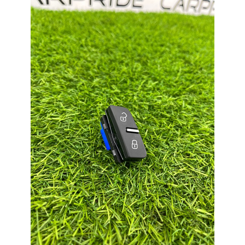 Кнопка блокировки центрального замка (электрика / кнопки) Volkswagen Touareg NF 2013 3.0 TDI CRCA 7P6962126A