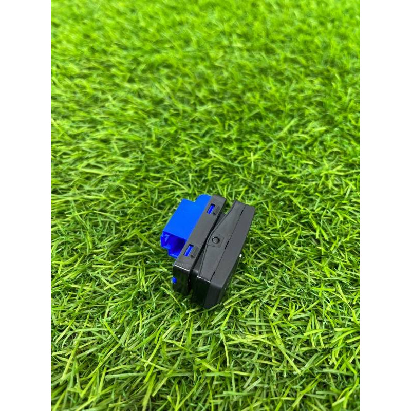 Кнопка блокировки центрального замка (электрика / кнопки) Volkswagen Touareg NF 2013 3.0 TDI CRCA 7P6962126A