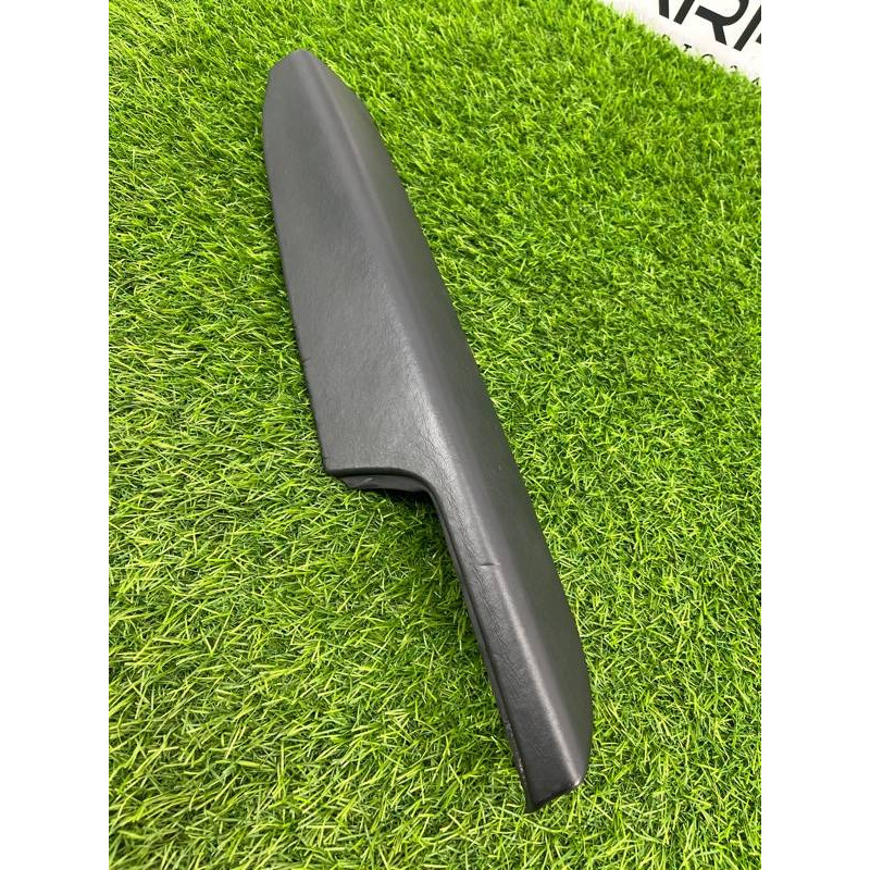 Обшивка ручки подлокотника (салон) Volkswagen Touareg NF 2013 3.0 TDI CRCA 7P2868170BE74