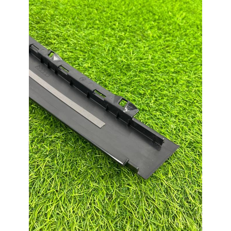 Накладка двери боковая (кузов и элементы) Volkswagen Touareg NF 2013 3.0 TDI CRCA 7P6839901C041