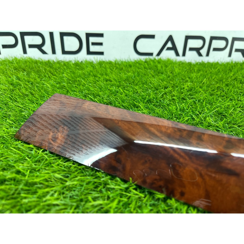 Декоративная накладка карты двери (салон) Volkswagen Touareg NF 2013 3.0 TDI CRCA 7P6867450BME1